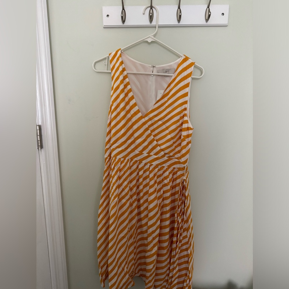 BRAND NEW W/ TAGS - LOFT Orange and White V-Neck Dress